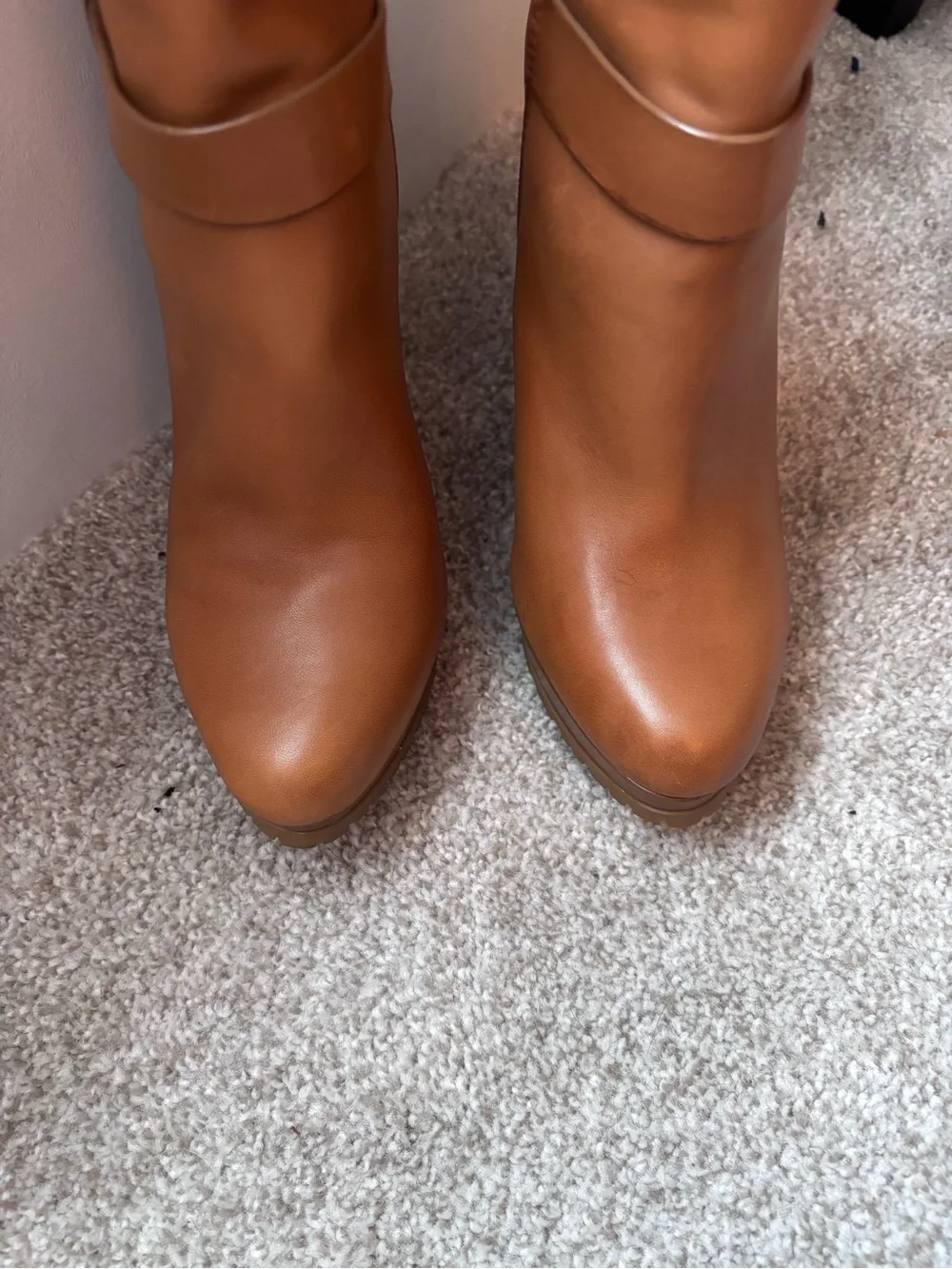 Gianni Bini Fayette O-Ring Buckle Leather Boots Cognac EUC Size 7